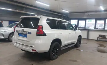 Toyota Land Cruiser Prado 2017 года за 25 000 000 тг. в Астана фото 3