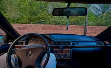 Mercedes-Benz W124 1991 года за 900 000 тг. в Караганда фото 4