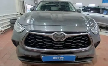 Toyota Highlander 2023 года за 32 000 000 тг. в Астана фото 2