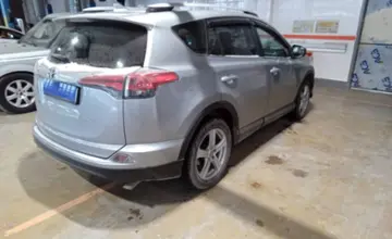 Toyota RAV4 2016 года за 10 500 000 тг. в Караганда