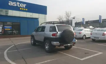 Toyota FJ Cruiser 2006 года за 15 000 000 тг. в Алматы фото 4