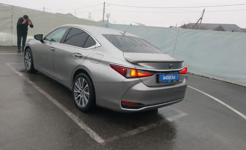 Lexus ES 2020 года за 25 000 000 тг. в Шымкент фото 4