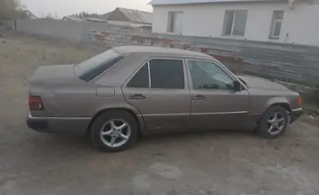 Mercedes-Benz E-Класс 1993 года за 1 500 000 тг. в Алматы фото 2