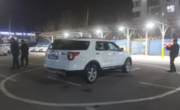 Ford Explorer 2016 года за 16 000 000 тг. в Алматы фото 3