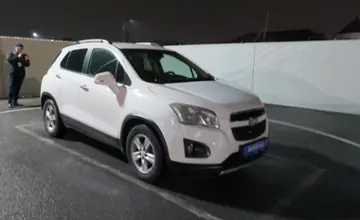 Chevrolet Tracker 2014 года за 5 800 000 тг. в Шымкент фото 2