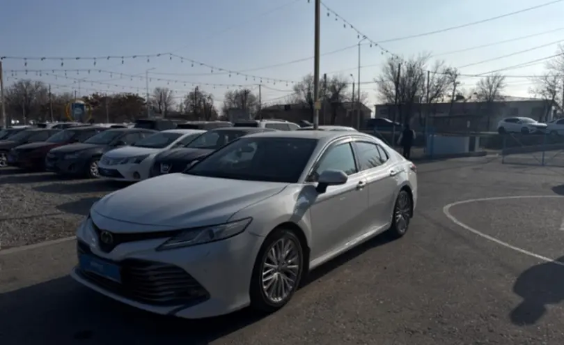 Toyota Camry 2020 года за 14 500 000 тг. в Тараз
