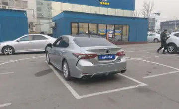 Toyota Camry 2021 года за 14 000 000 тг. в Алматы фото 4
