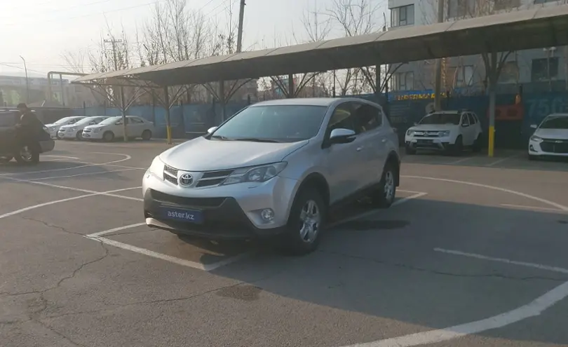 Toyota RAV4 2014 года за 10 200 000 тг. в Алматы