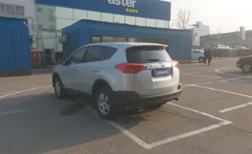 Toyota RAV4 2014 года за 10 200 000 тг. в Алматы фото 4