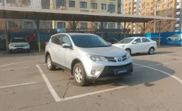 Toyota RAV4 2014 года за 10 200 000 тг. в Алматы фото 2