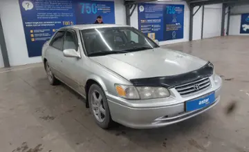 Toyota Camry 2000 года за 3 600 000 тг. в Астана фото 2