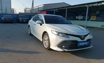 Toyota Camry 2018 года за 15 000 000 тг. в Шымкент фото 2