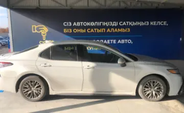 Toyota Camry 2021 года за 12 000 000 тг. в Шымкент фото 4