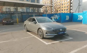 Hyundai Sonata 2023 года за 13 800 000 тг. в Алматы фото 2