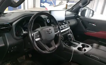 Toyota Land Cruiser 2022 года за 53 000 000 тг. в Астана фото 5