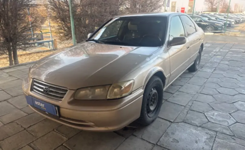 Toyota Camry 2000 года за 3 000 000 тг. в Талдыкорган
