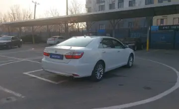 Toyota Camry 2018 года за 13 800 000 тг. в Алматы фото 3