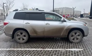 Toyota Highlander 2010 года за 12 000 000 тг. в Астана фото 4