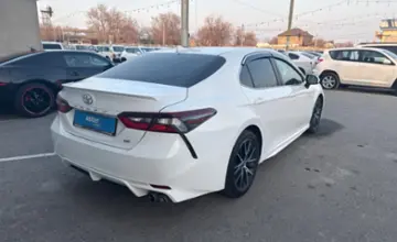 Toyota Camry 2021 года за 14 000 000 тг. в Тараз