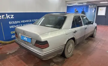 Mercedes-Benz E-Класс 1994 года за 1 500 000 тг. в Астана