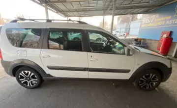 LADA (ВАЗ) Largus Cross 2018 года за 4 000 000 тг. в Алматы фото 4