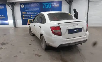 LADA (ВАЗ) Granta 2018 года за 2 800 000 тг. в Астана фото 4