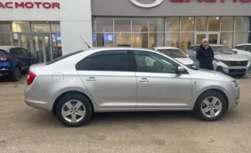 Skoda Rapid 2015 года за 6 000 000 тг. в Актобе фото 4