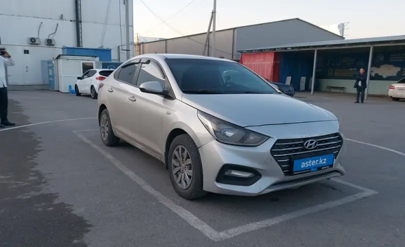Hyundai Accent 2020 года за 8 000 000 тг. в Шымкент фото 2