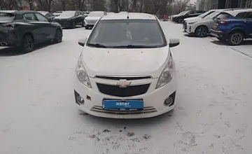 Chevrolet Spark 2013 года за 3 500 000 тг. в Актобе фото 2