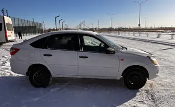 LADA (ВАЗ) Granta 2014 года за 1 800 000 тг. в Астана фото 2