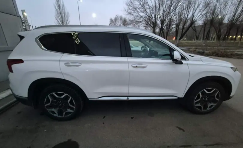 Hyundai Santa Fe 2021 года за 17 500 000 тг. в Костанай фото 4