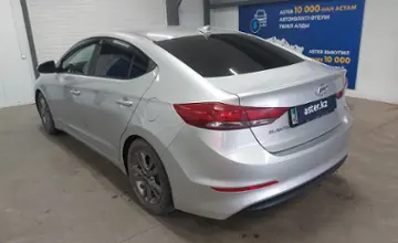 Hyundai Elantra 2018 года за 8 000 000 тг. в Астана фото 4