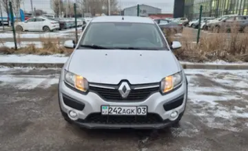 Renault Sandero 2015 года за 3 500 000 тг. в Астана фото 2