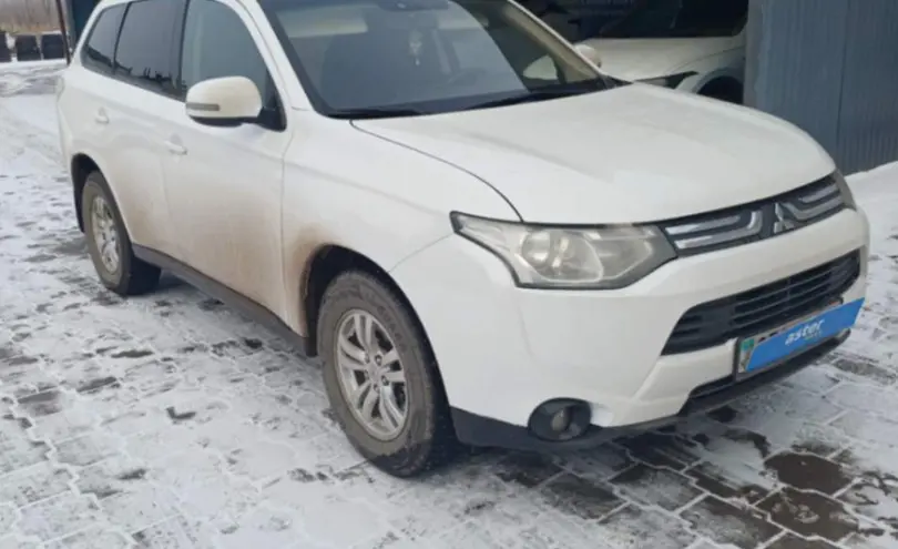 Mitsubishi Outlander 2012 года за 6 800 000 тг. в Караганда фото 3