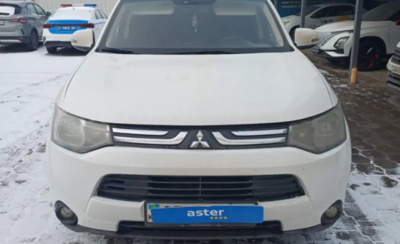 Mitsubishi Outlander 2012 года за 6 800 000 тг. в Караганда фото 2