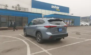 Toyota Highlander 2023 года за 22 000 000 тг. в Алматы фото 4