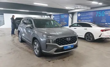 Hyundai Santa Fe 2021 года за 15 800 000 тг. в Астана фото 2