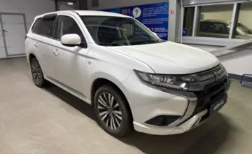 Mitsubishi Outlander 2022 года за 10 000 000 тг. в Уральск фото 3