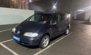 Volkswagen Sharan 1996 года за 2 800 000 тг. в Шымкент фото 1