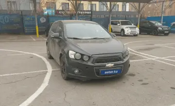 Chevrolet Aveo 2014 года за 2 000 000 тг. в Алматы фото 2