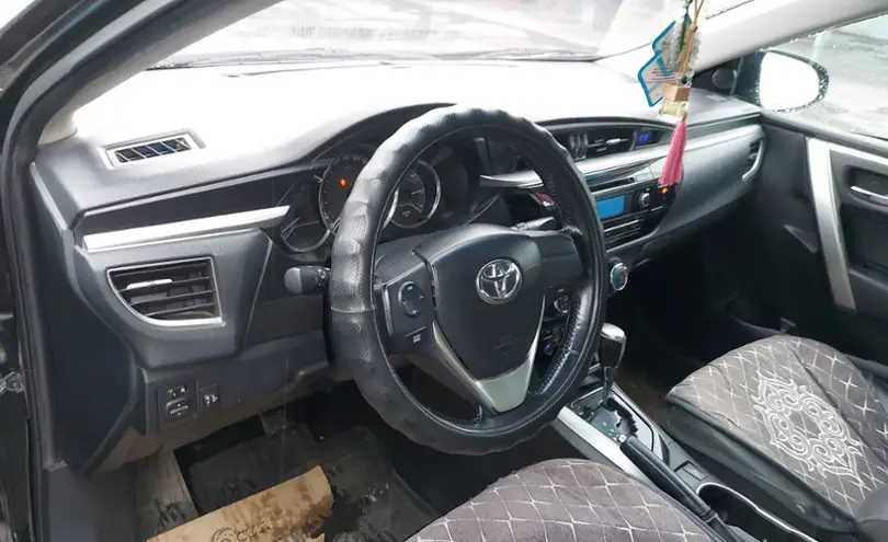 Toyota Corolla 2015 года за 6 800 000 тг. в Шымкент фото 5