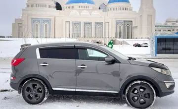 Kia Sportage 2013 года за 7 600 000 тг. в Астана фото 3