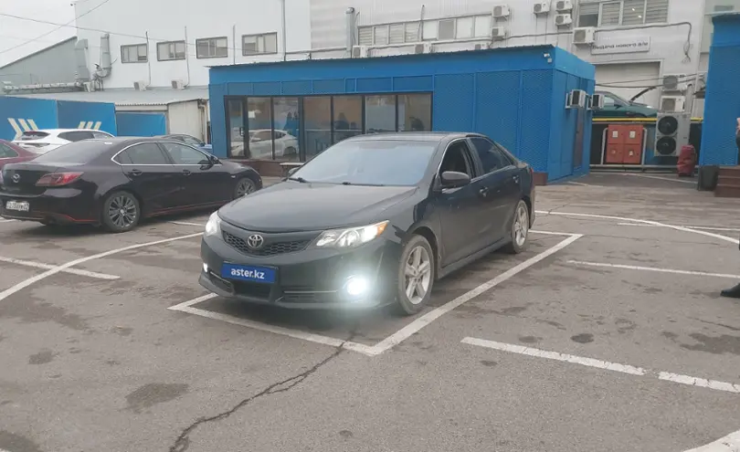 Toyota Camry 2014 года за 8 000 000 тг. в Алматы