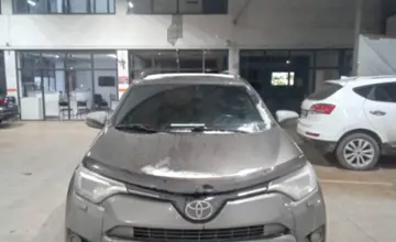 Toyota RAV4 2018 года за 12 300 000 тг. в Караганда фото 2