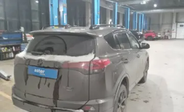 Toyota RAV4 2018 года за 12 300 000 тг. в Караганда