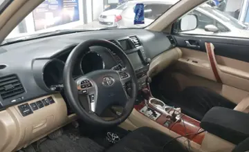 Toyota Highlander 2013 года за 13 500 000 тг. в Астана фото 5