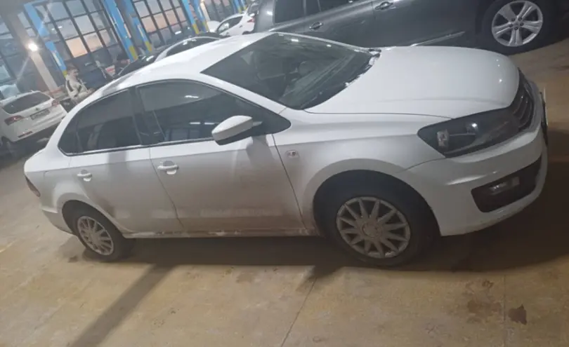Volkswagen Polo 2017 года за 5 500 000 тг. в Караганда фото 4