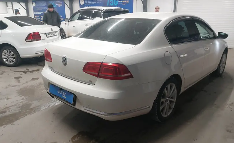 Volkswagen Passat 2014 года за 8 000 000 тг. в Астана фото 3