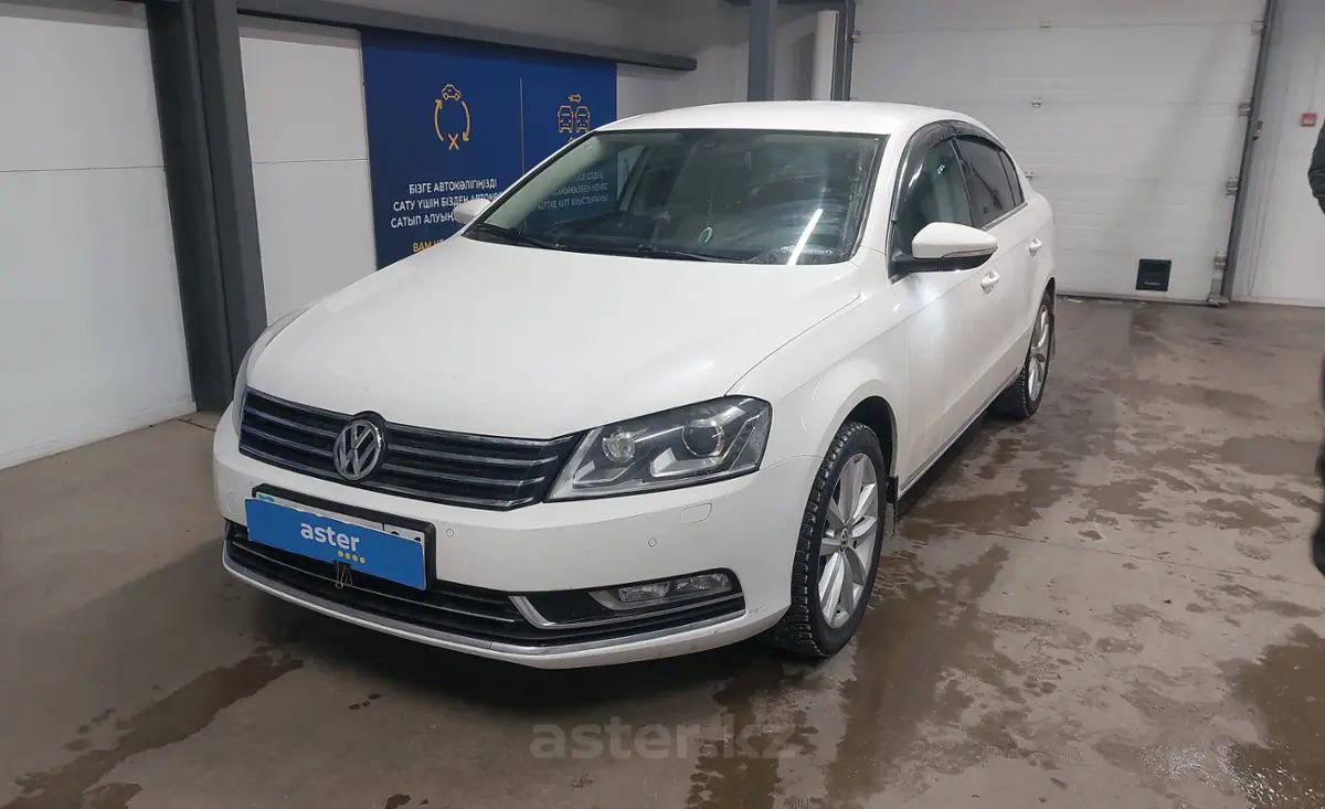 Volkswagen Passat 2014 года за 8 000 000 тг. в Астана
