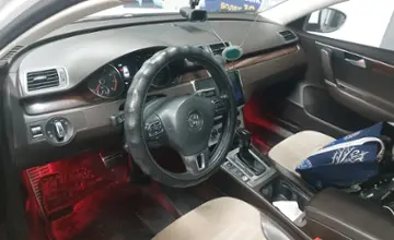 Volkswagen Passat 2014 года за 8 000 000 тг. в Астана фото 5